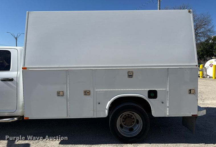 image for item DM5609 2012 Dodge Ram 5500HD Crew Cab utility / service truck