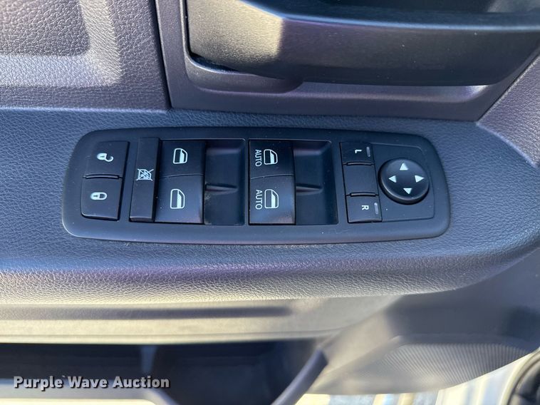 image for item DM5609 2012 Dodge Ram 5500HD Crew Cab utility / service truck