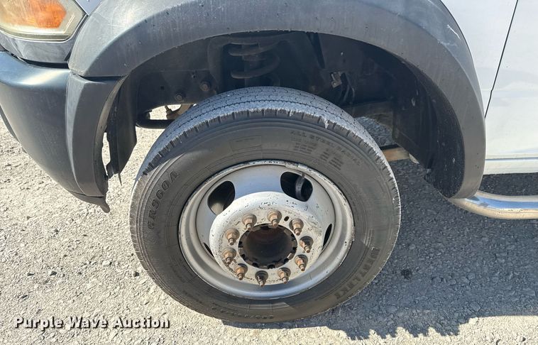 image for item DM5609 2012 Dodge Ram 5500HD Crew Cab utility / service truck