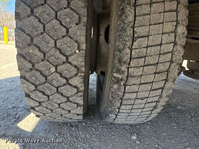 image for item DM5609 2012 Dodge Ram 5500HD Crew Cab utility / service truck