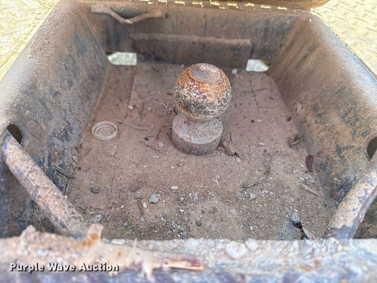 image for item DM5610 2012 Dodge Ram 5500HD Crew Cab flatbed truck