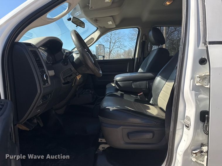 image for item DM5610 2012 Dodge Ram 5500HD Crew Cab flatbed truck