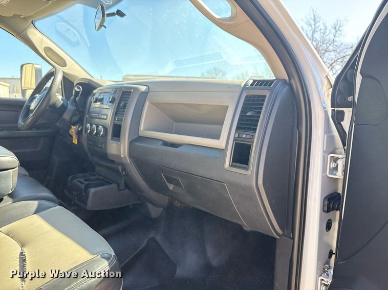 image for item DM5610 2012 Dodge Ram 5500HD Crew Cab flatbed truck