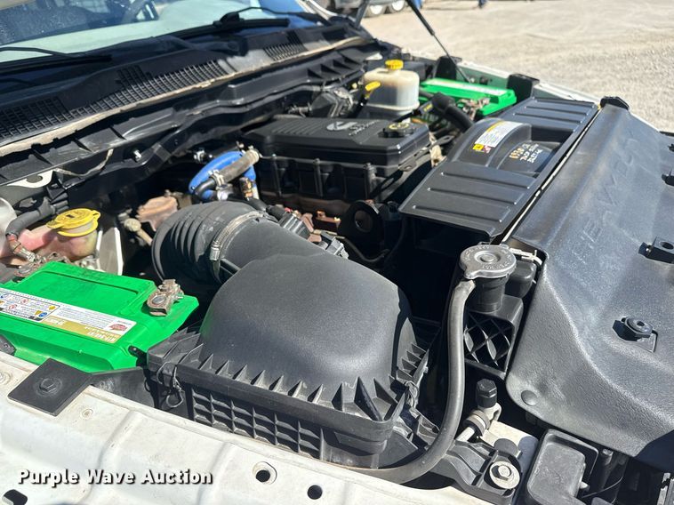 image for item DM5610 2012 Dodge Ram 5500HD Crew Cab flatbed truck