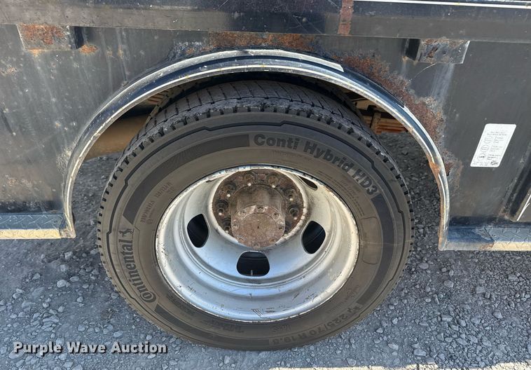 image for item DM5610 2012 Dodge Ram 5500HD Crew Cab flatbed truck