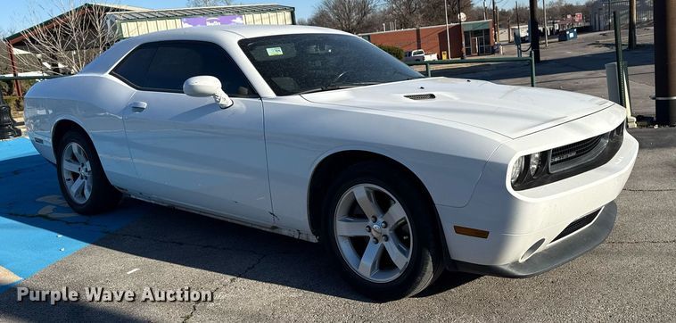 image for item DM5613 2011 Dodge Challenger 