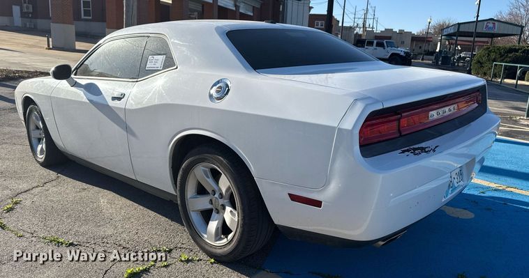 image for item DM5613 2011 Dodge Challenger 