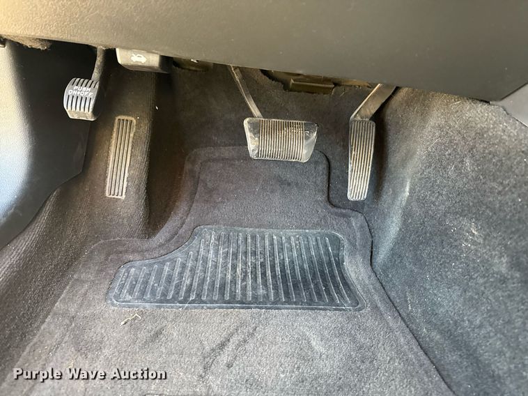 image for item DM5613 2011 Dodge Challenger 