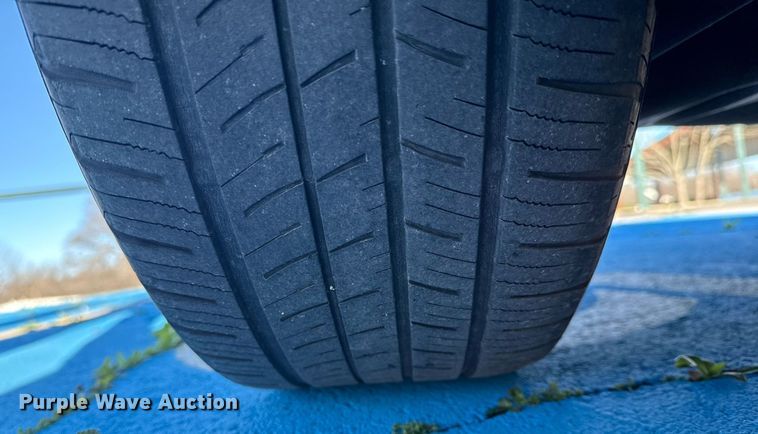 image for item DM5613 2011 Dodge Challenger 