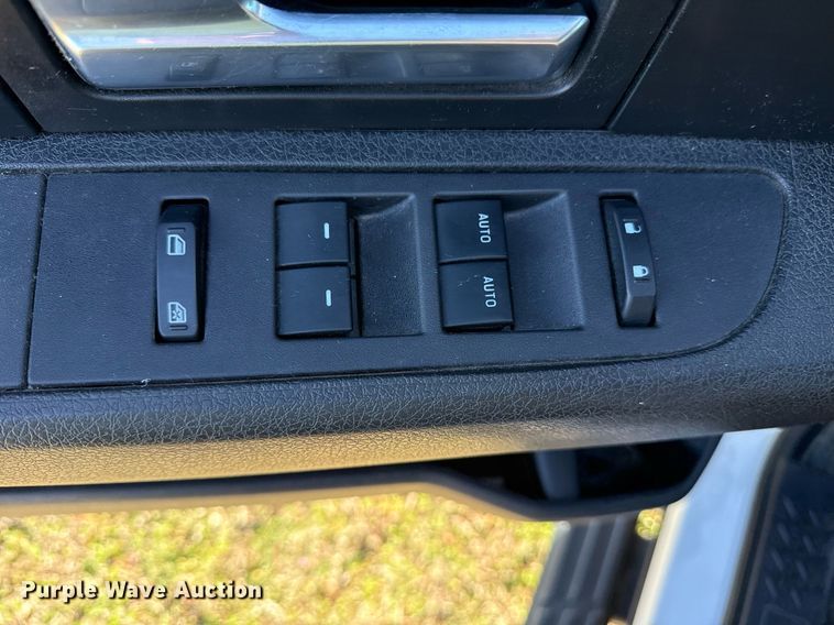 image for item DM5614 2014 Ford F150 SuperCrew pickup truck