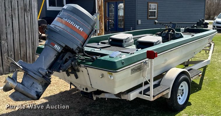 image for item DO0442 1981 Ranger V158 boat