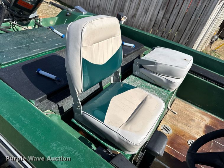 image for item DO0442 1981 Ranger V158 boat