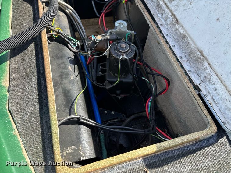 image for item DO0442 1981 Ranger V158 boat