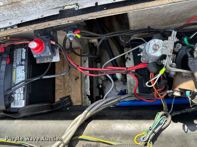 image for item DO0442 1981 Ranger V158 boat