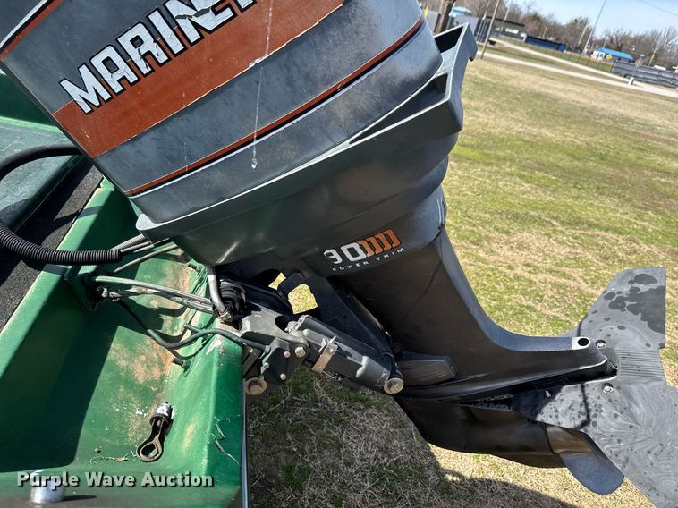 image for item DO0442 1981 Ranger V158 boat