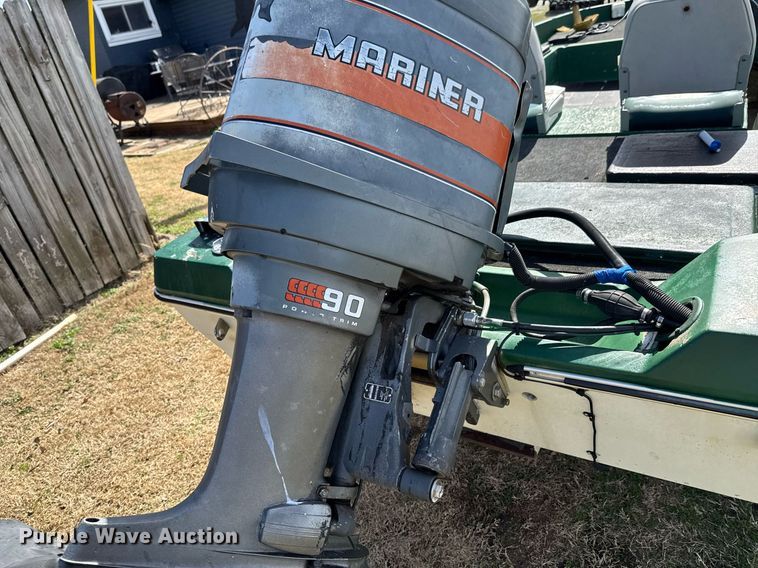 image for item DO0442 1981 Ranger V158 boat