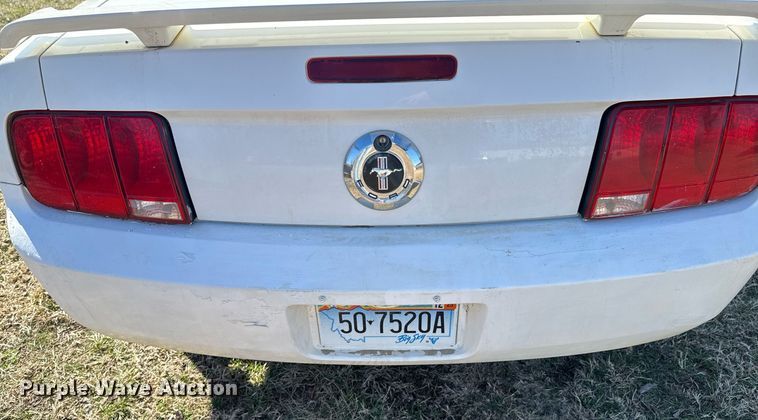image for item DO0651 2006 Ford Mustang 