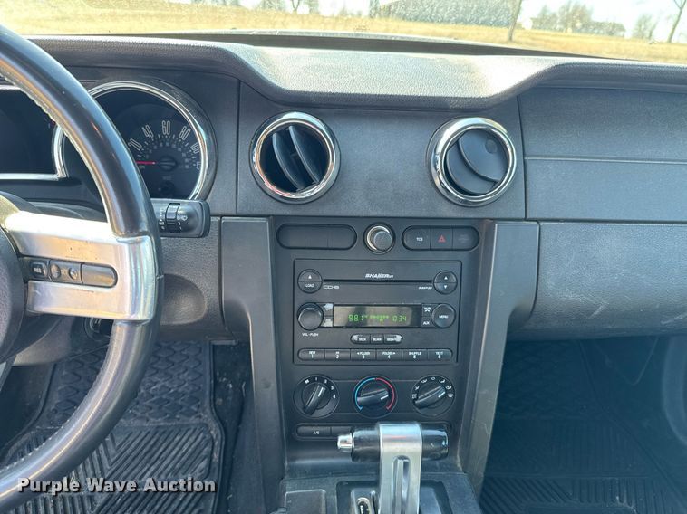 image for item DO0651 2006 Ford Mustang 