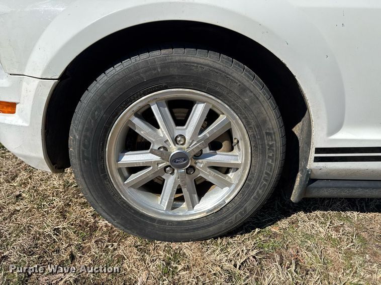 image for item DO0651 2006 Ford Mustang 