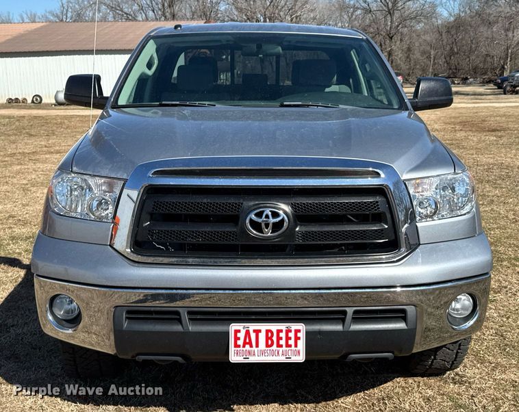 image for item DO0652 2011 Toyota Tundra Double Cab pickup truck