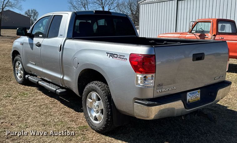 image for item DO0652 2011 Toyota Tundra Double Cab pickup truck