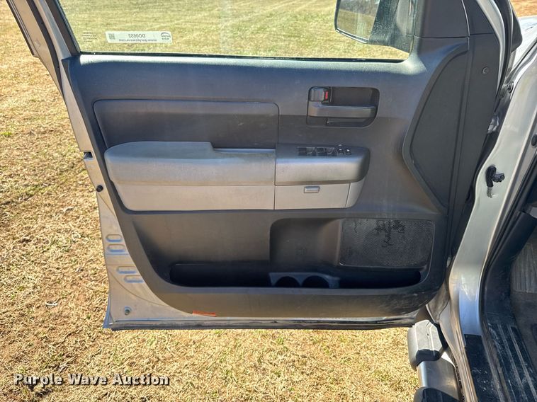 image for item DO0652 2011 Toyota Tundra Double Cab pickup truck