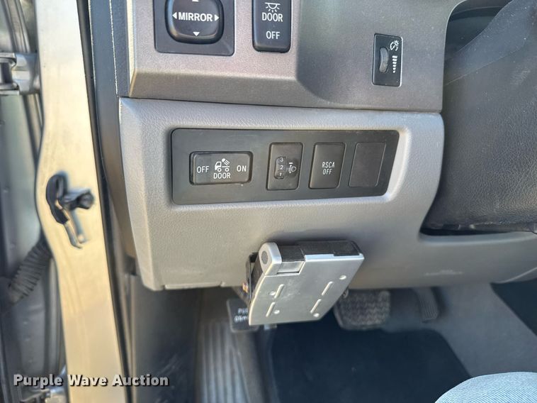 image for item DO0652 2011 Toyota Tundra Double Cab pickup truck