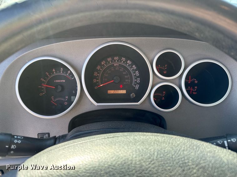 image for item DO0652 2011 Toyota Tundra Double Cab pickup truck