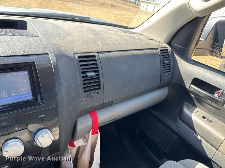 image for item DO0652 2011 Toyota Tundra Double Cab pickup truck