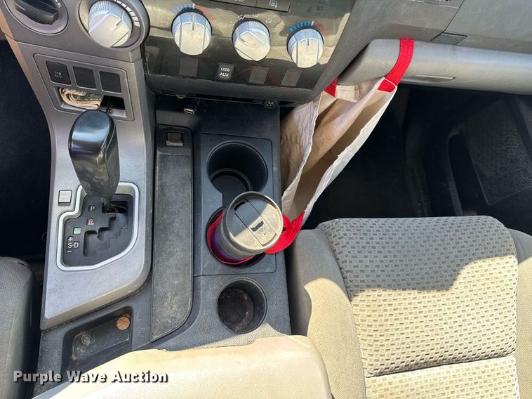 image for item DO0652 2011 Toyota Tundra Double Cab pickup truck