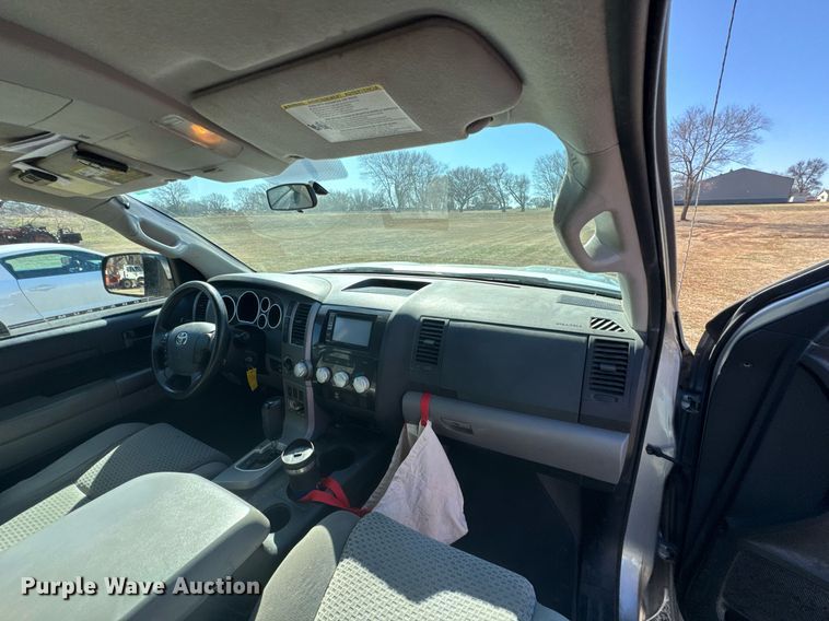 image for item DO0652 2011 Toyota Tundra Double Cab pickup truck