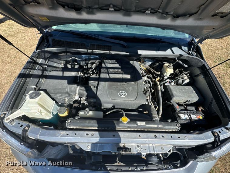 image for item DO0652 2011 Toyota Tundra Double Cab pickup truck