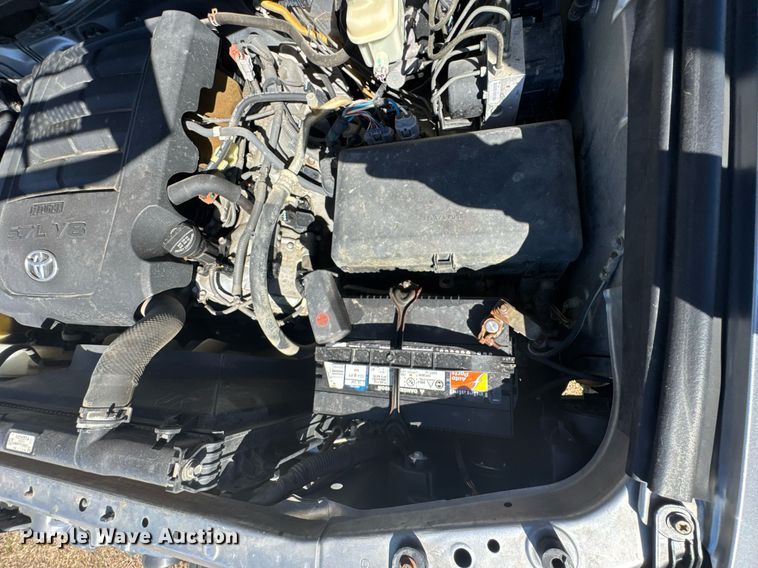 image for item DO0652 2011 Toyota Tundra Double Cab pickup truck