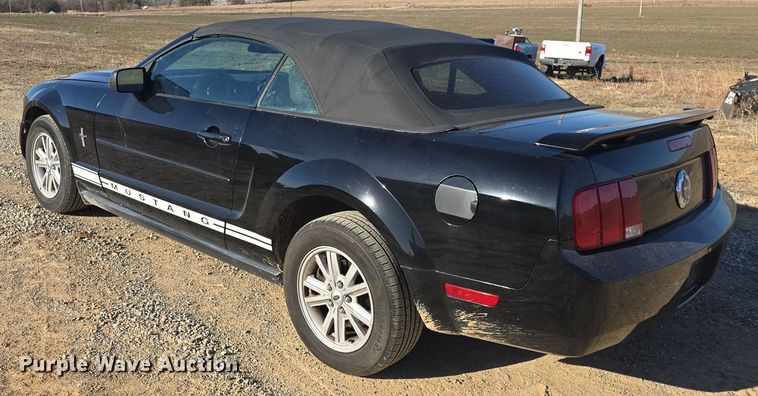 image for item DO7805 2005 Ford Mustang Convertible 