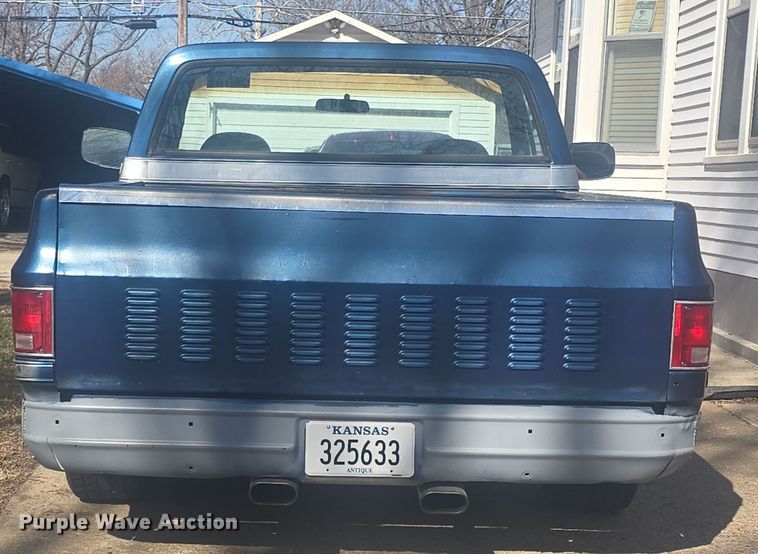 image for item DO7859 1976 Chevrolet  Cheyenne pickup truck