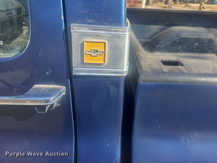 image for item DO7859 1976 Chevrolet  Cheyenne pickup truck