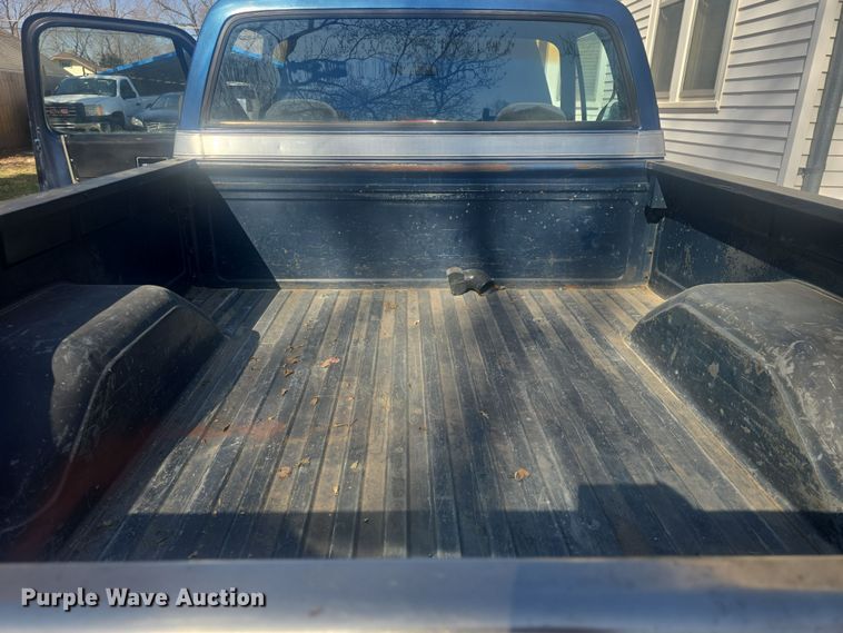 image for item DO7859 1976 Chevrolet  Cheyenne pickup truck