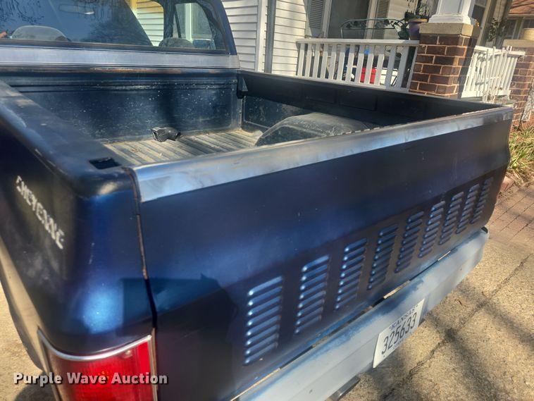 image for item DO7859 1976 Chevrolet  Cheyenne pickup truck