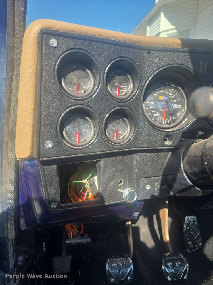 image for item DO7859 1976 Chevrolet  Cheyenne pickup truck