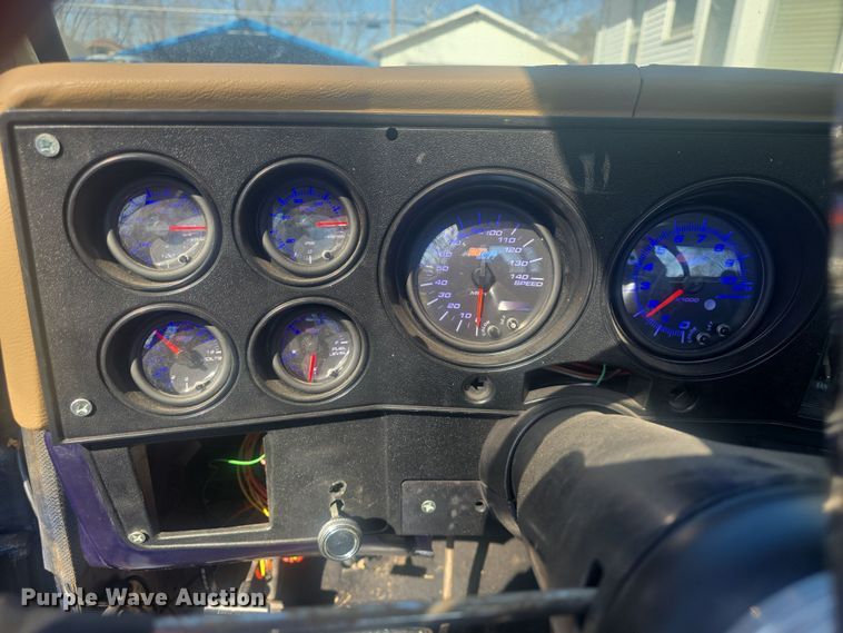 image for item DO7859 1976 Chevrolet  Cheyenne pickup truck