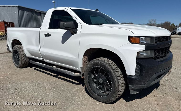 image for item DS3658 2020 Chevrolet Silverado 1500 pickup truck