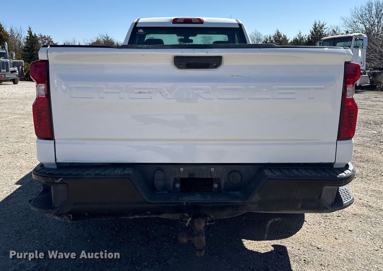 image for item DS3658 2020 Chevrolet Silverado 1500 pickup truck