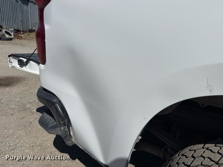 image for item DS3658 2020 Chevrolet Silverado 1500 pickup truck