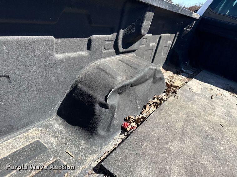 image for item DS3658 2020 Chevrolet Silverado 1500 pickup truck