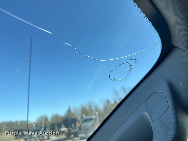 image for item DS3658 2020 Chevrolet Silverado 1500 pickup truck