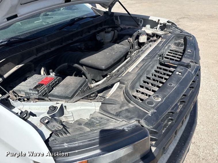 image for item DS3658 2020 Chevrolet Silverado 1500 pickup truck