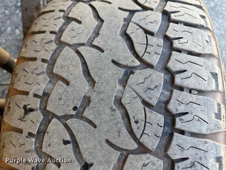 image for item DS3658 2020 Chevrolet Silverado 1500 pickup truck