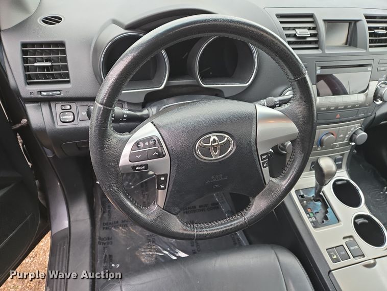 image for item DS5301 2012 Toyota Highlander SUV