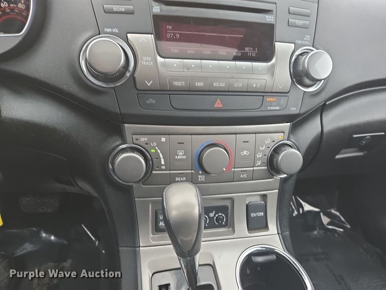 image for item DS5301 2012 Toyota Highlander SUV