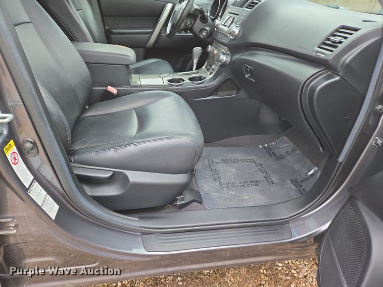 image for item DS5301 2012 Toyota Highlander SUV